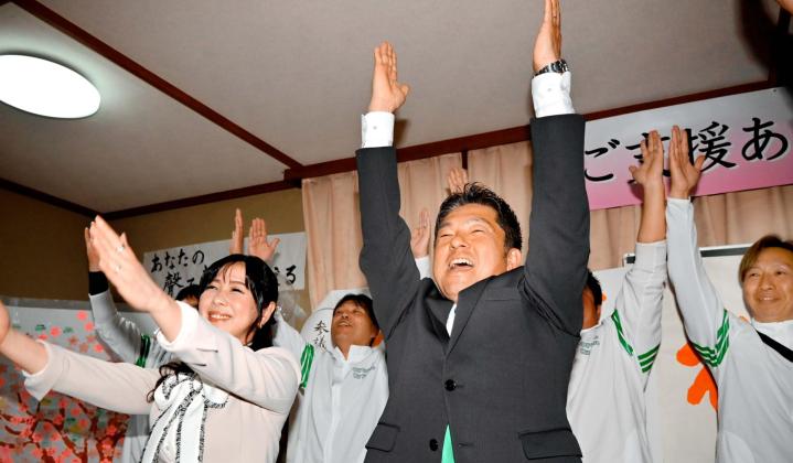 松山市議選 自民10人最大勢力 投票率37.29％過去最低更新 参国保初議席 - 愛媛新聞