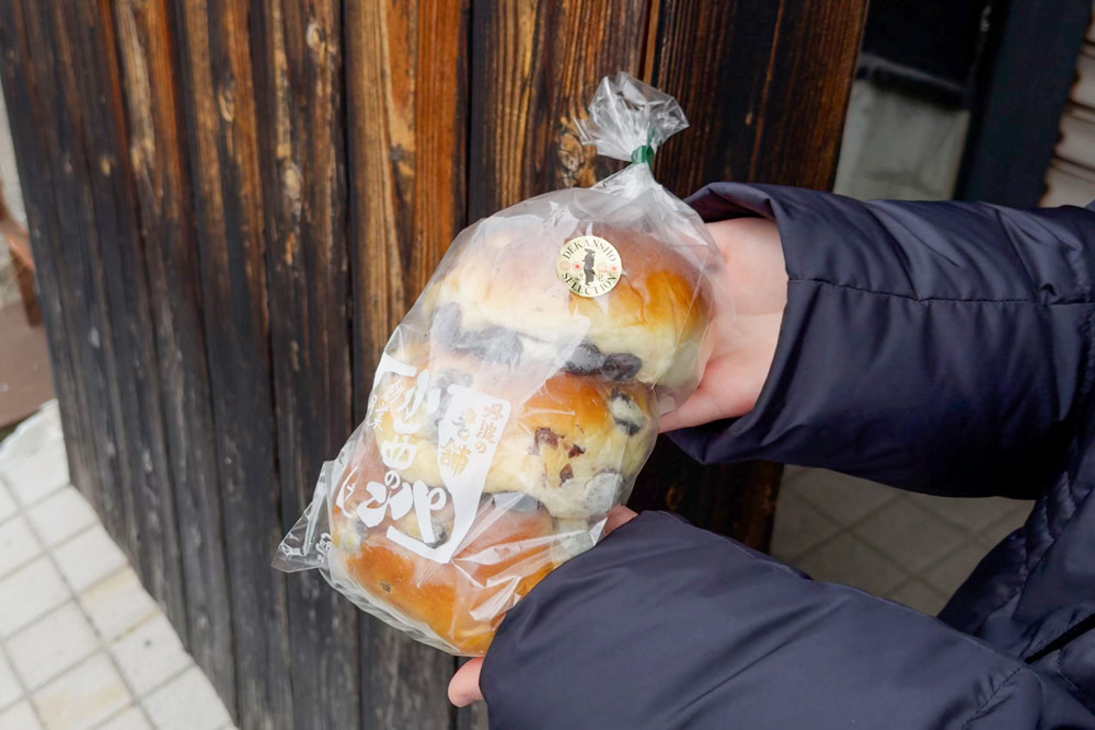 遠方から買いに訪れるファンも多く、昼過ぎには完売してしまうことも珍しくないそうです