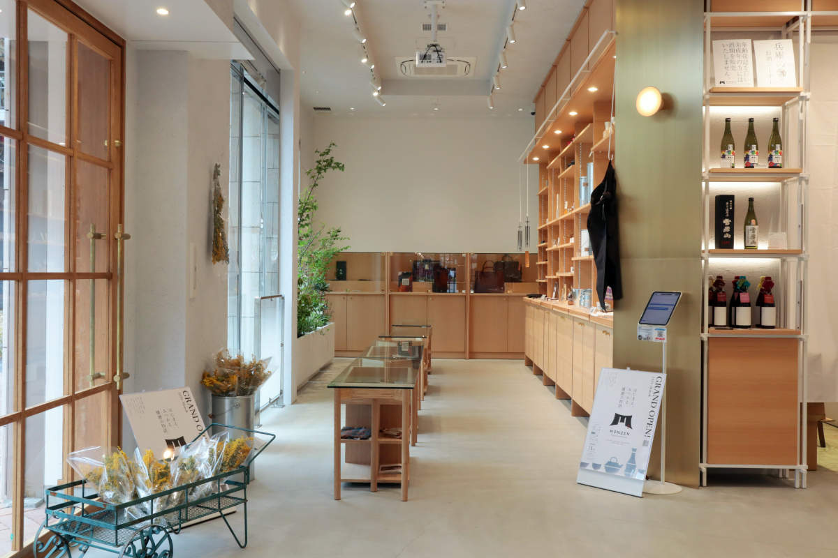 兵庫の魅力がギュッ！姫路駅近くに誕生『MONZEN』のランチ＆こだわりセレクトグッズを紹介 [画像]