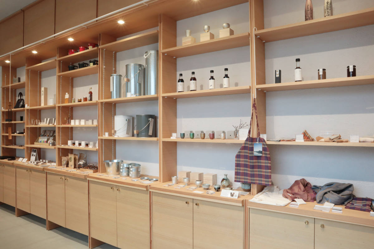 兵庫の魅力がギュッ！姫路駅近くに誕生『MONZEN』のランチ＆こだわりセレクトグッズを紹介 [画像]