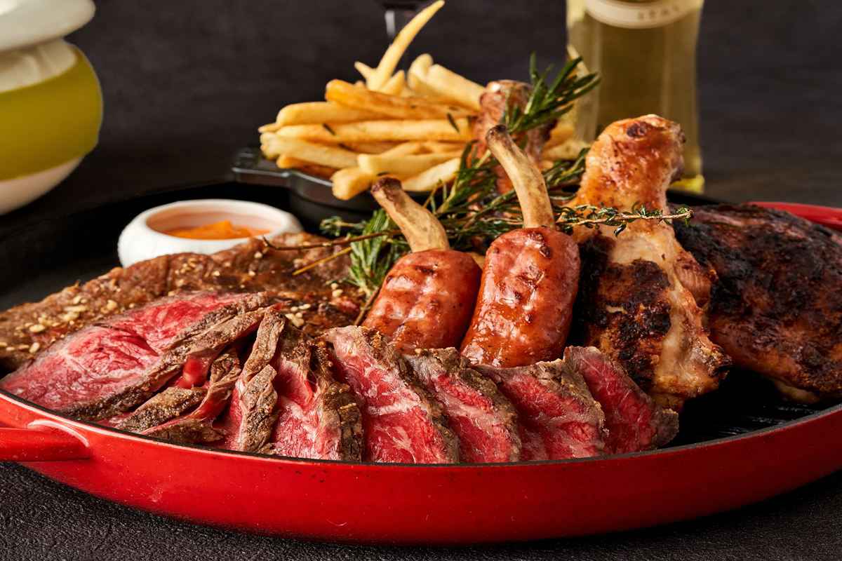 絶景テラスで味わう至高の贅沢！神戸・新港町『ルーフトップ レストランバー エス』営業再開 [画像]