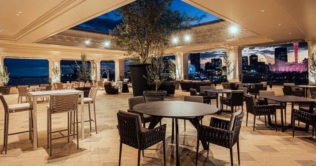 絶景テラスで味わう至高の贅沢！神戸・新港町『ルーフトップ レストランバー エス』営業再開 | Kiss PRESS(キッスプレス)