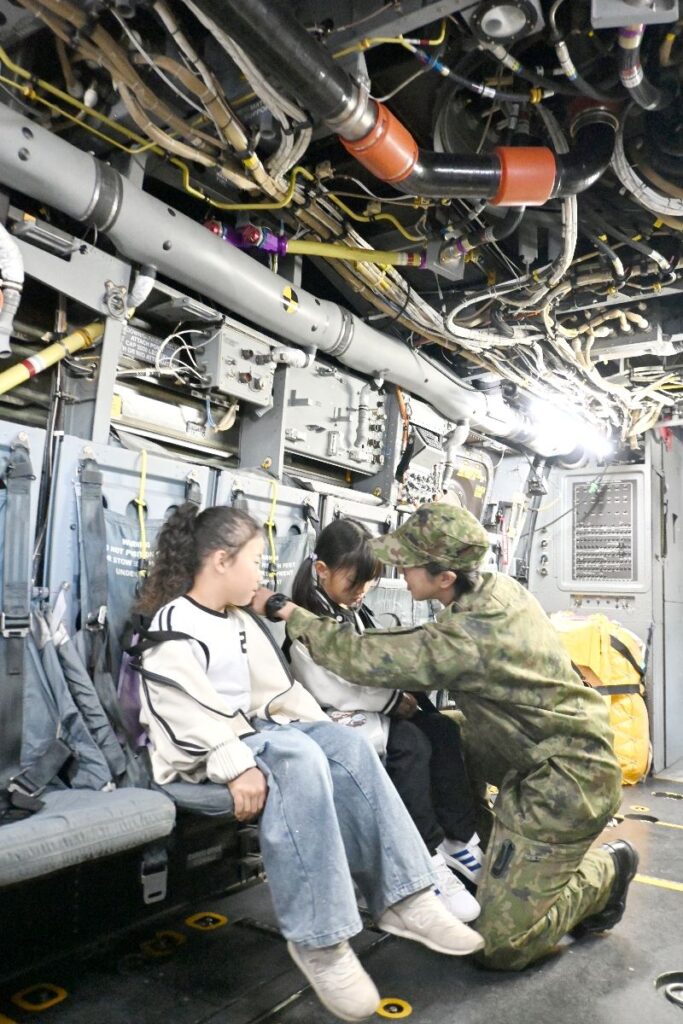 佐賀駐屯地 周辺住民が見学　4月26日には初の一般公開と創立記念行事も | 行政・社会 | 佐賀県のニュース