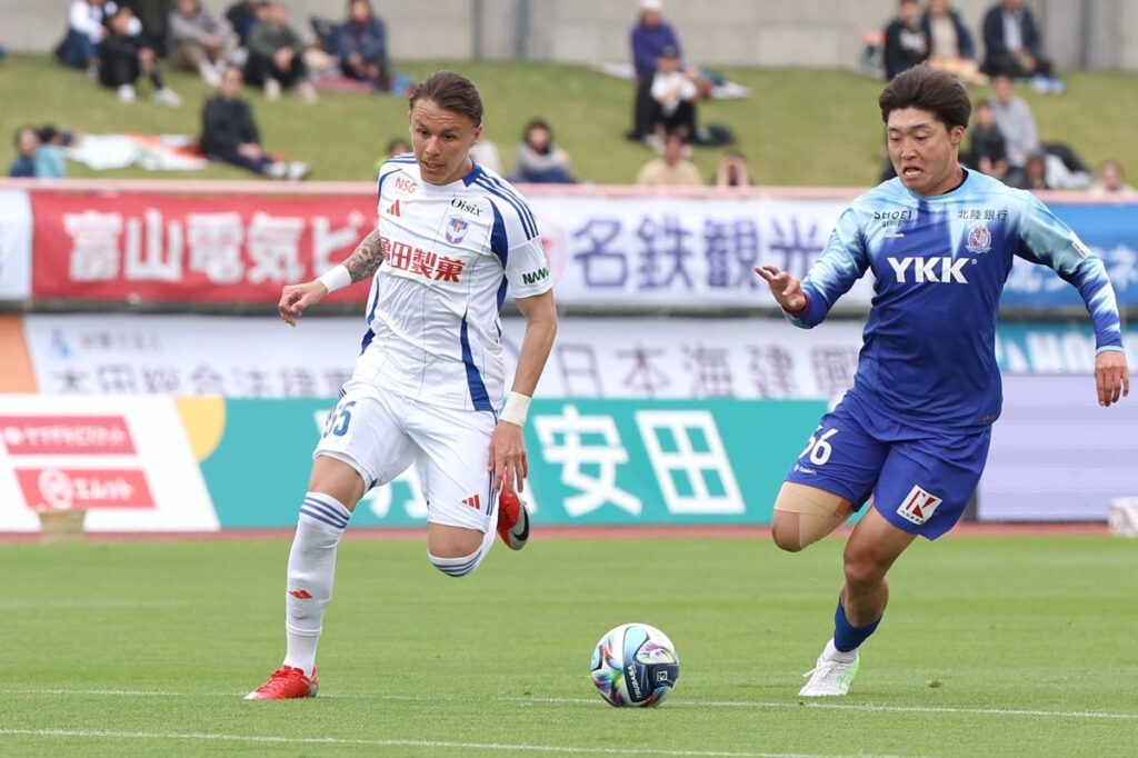 ［アルビレックス新潟］アウェー富山戦・後半速報中！1点先行許す…巻き返し「隣県ダービー」勝利なるか Ｊ２･Ｊ３百年構想リーグ - 新潟日報