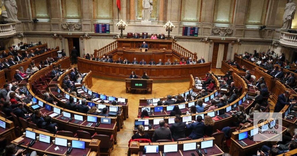 政党や選挙活動の寄付者が秘密になる