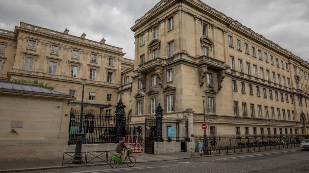 2010年に中国で麻薬密売で有罪判決を受けたフランス人が処刑されたと外務省が発表、「遺憾の意」を表明