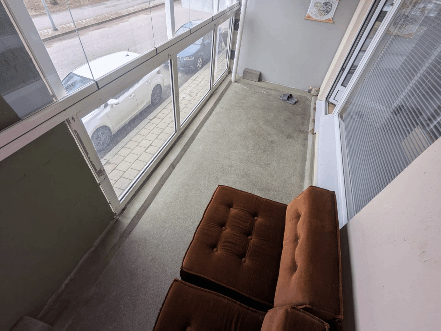 囲いのあるバルコニー - ソファをお選びください!