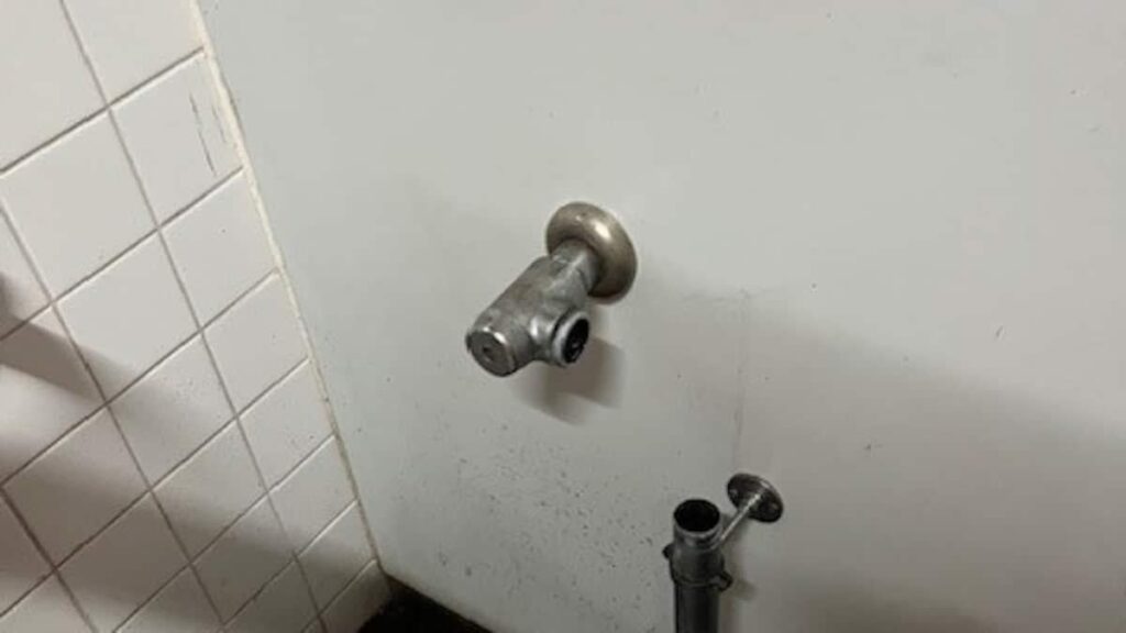 また大便器レバーの盗難被害 東京・小金井公園などの都立公園で、被害総額120万円