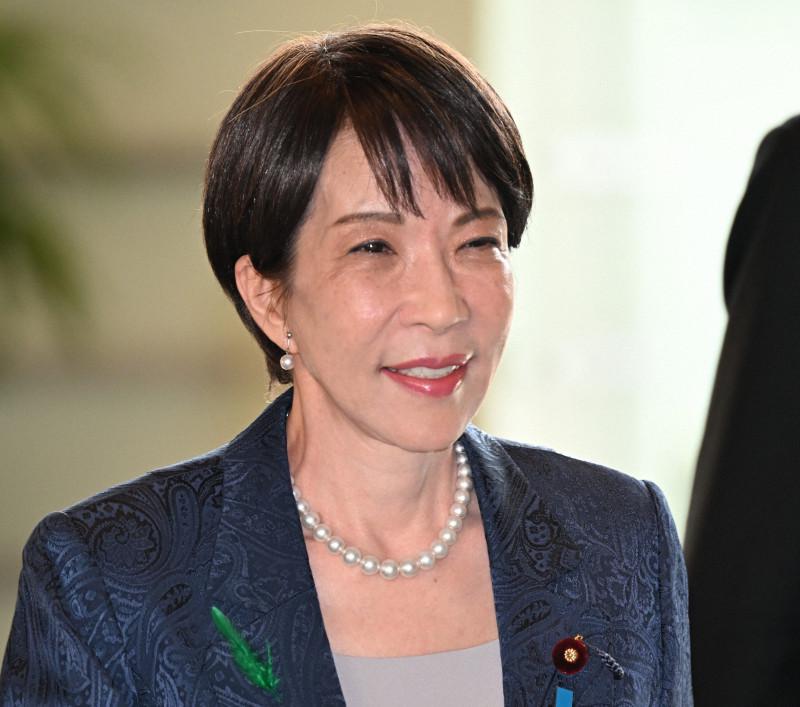 高市内閣の支持率53％、発足以来最低 毎日新聞世論調査（毎日新聞） - Yahoo!ニュース