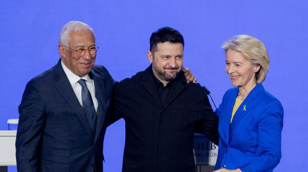 ハンガリーの拒否権解除後、ウクライナへの900億ユーロの融資が欧州連合によって最終的に承認された