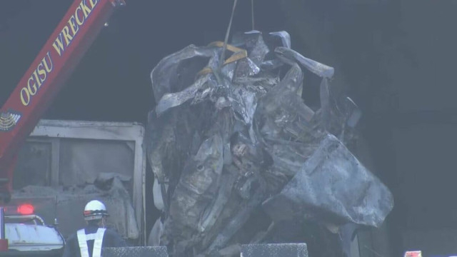 5人は観光に向かう静岡の家族 帰省する途中だった男性も 新名神の6人死亡事故 身元判明 三重