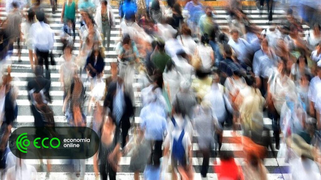 実効所得税率は11.65%に低下し、納税者の​​ほぼ半数が納税していない