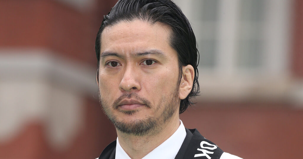 長瀬智也　芸能界復帰に興味ナシ、夢はバンドでの“世界進出”…目標にする「伝説の英国ロックバンド」のフロントマン | 女性自身