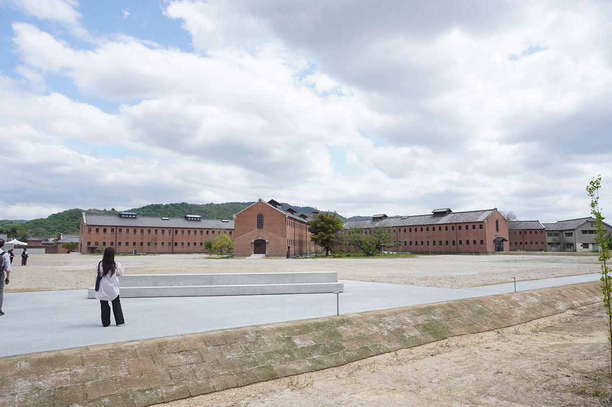 【奈良監獄ミュージアム】中央の見張台から放射状に舎房が伸びる「ハヴィランド・システム」がわかるフォトスポットも