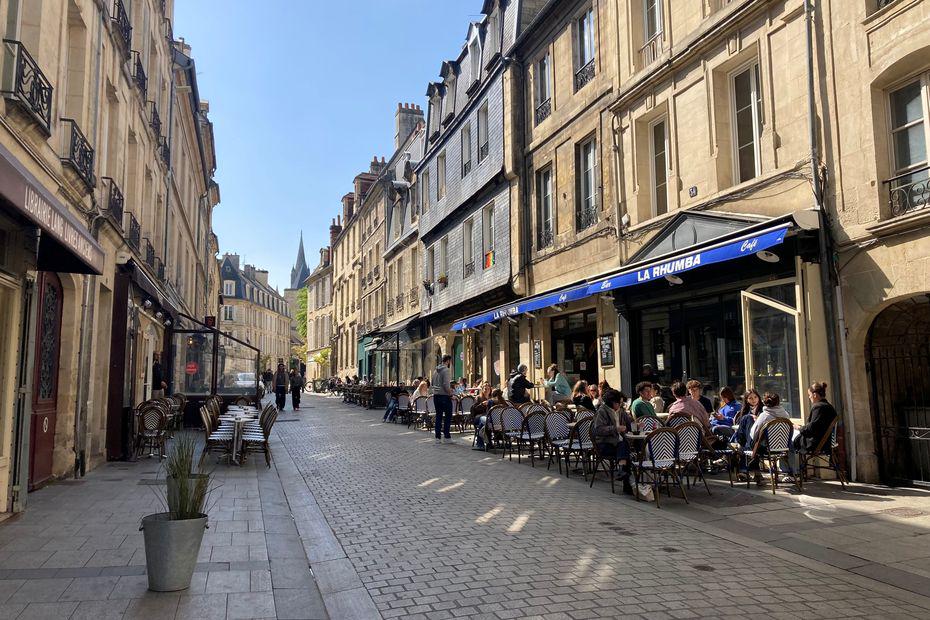 ナチスの敬礼、人種差別的な侮辱…土曜の夜、カーン市の中心部で実際に何が起こったのでしょうか？