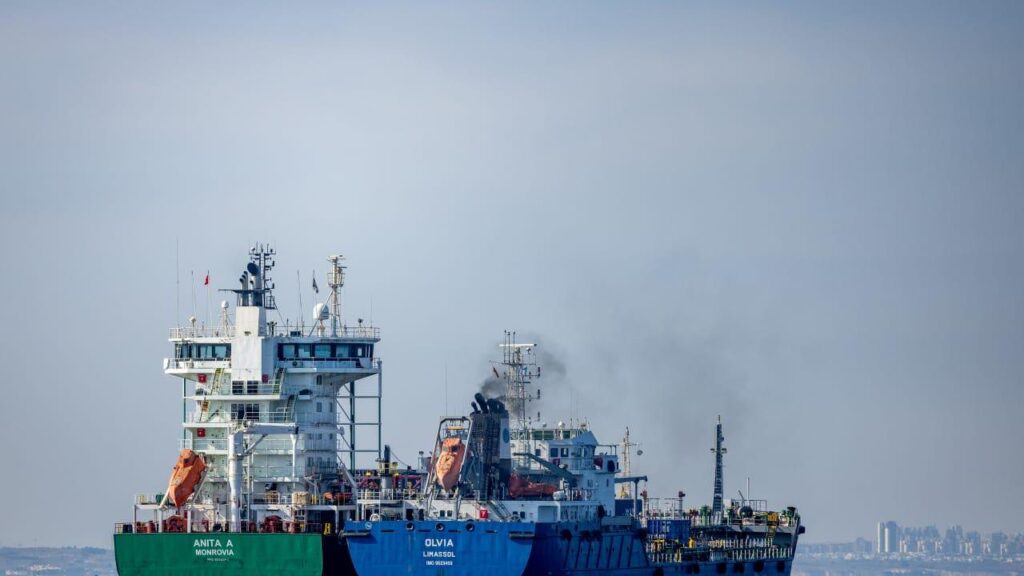 米国、24時間以内に6,500トンの弾薬と装備をイスラエルに輸送