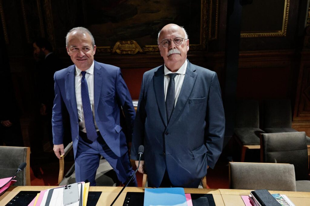 所得税を支払わない富裕層の間でのバースト税調整