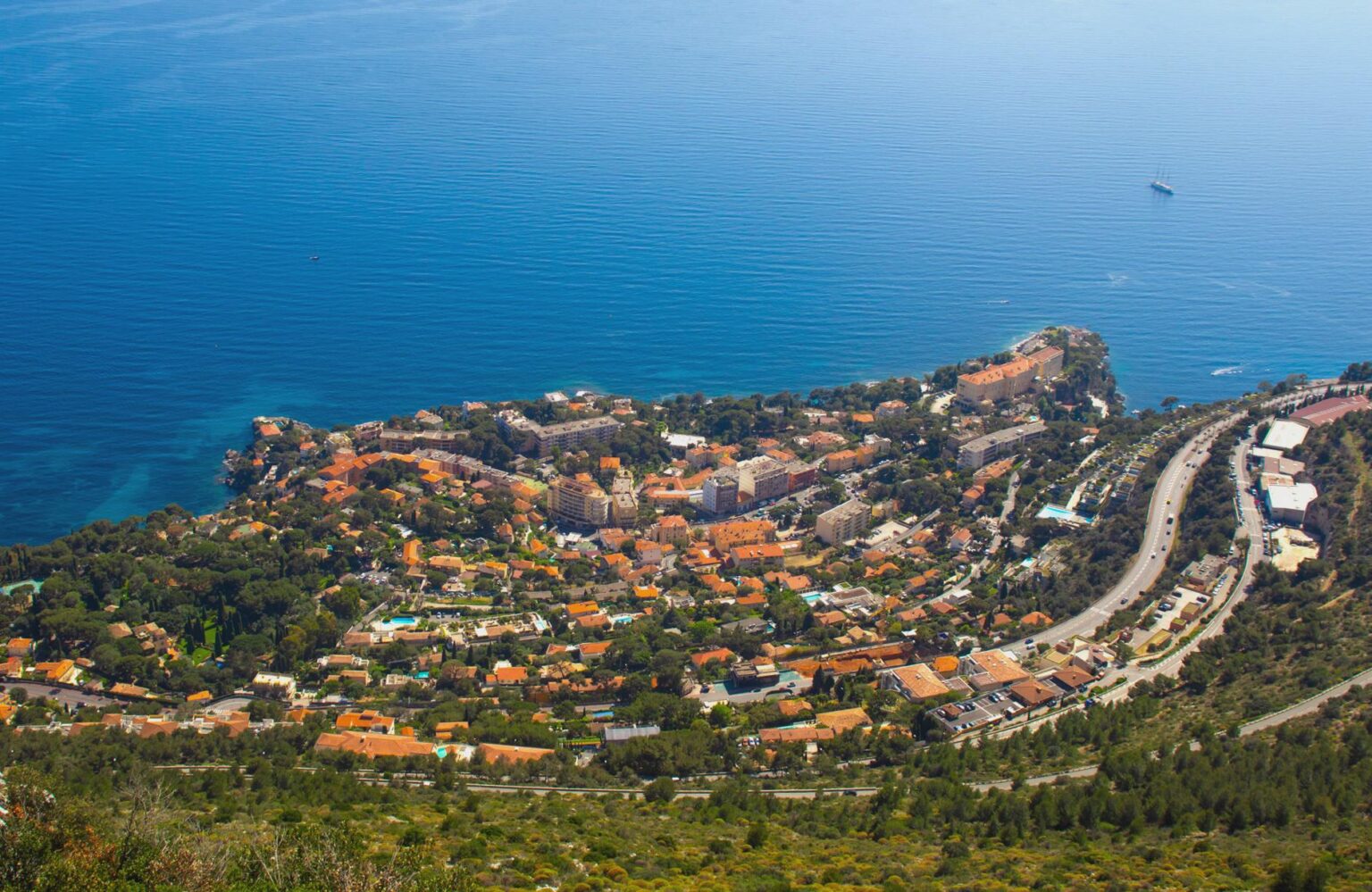 🏡 モナコ近郊での投資: どの町を選ぶべきですか?