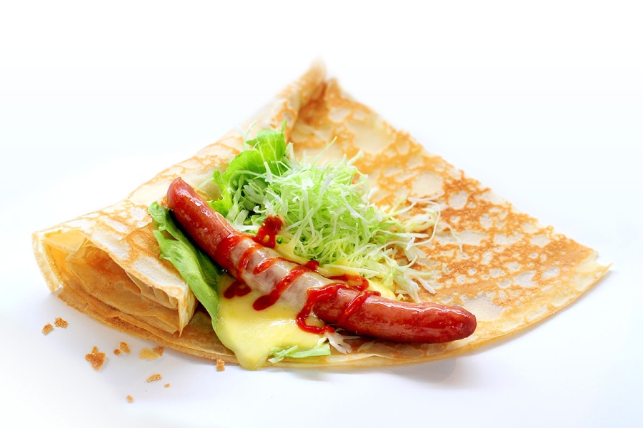 ジラフクレープ「チーズドック」（800円）