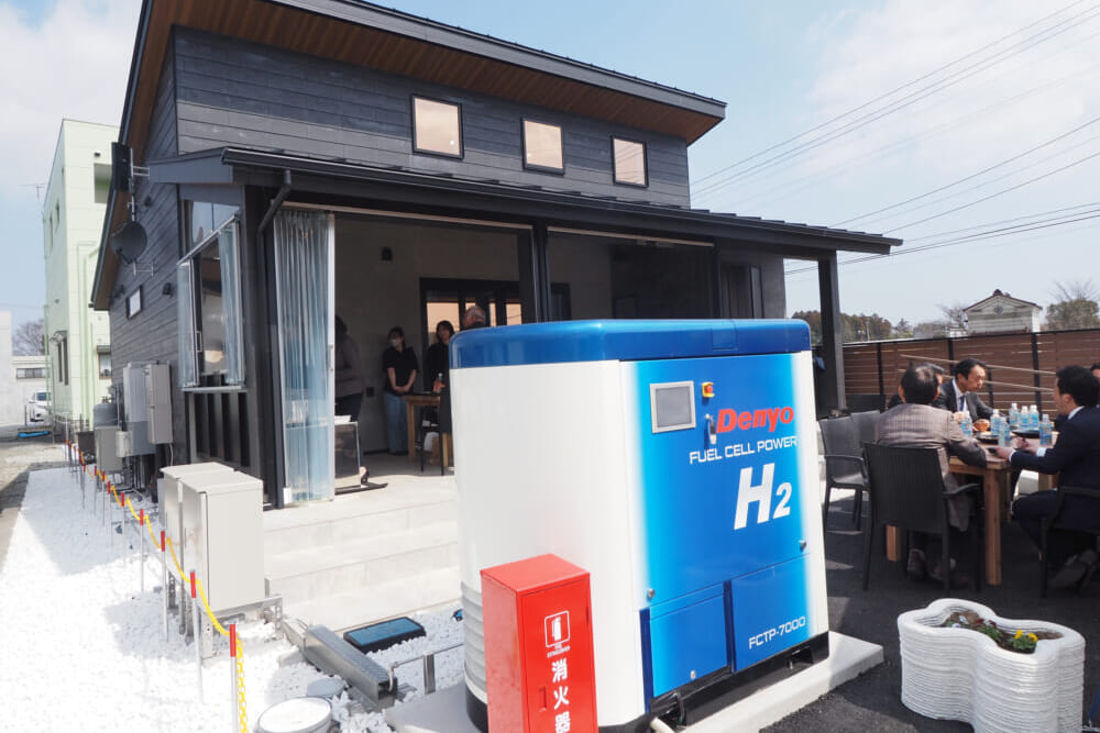World’s first hydrogen-powered hotel opens in Fukushima Prefecture | National News