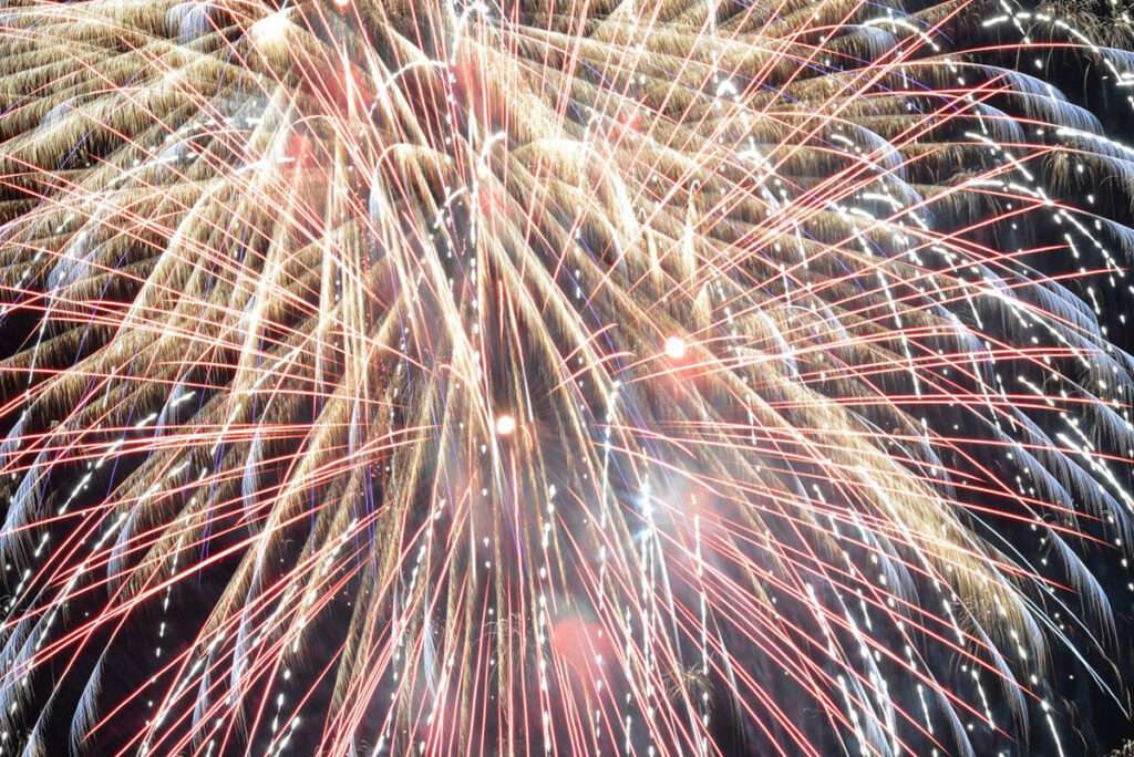 【2026】長野・安曇野で今夜花火！田尻諏訪神社で21時打ち上げ | 夜景FANマガジン