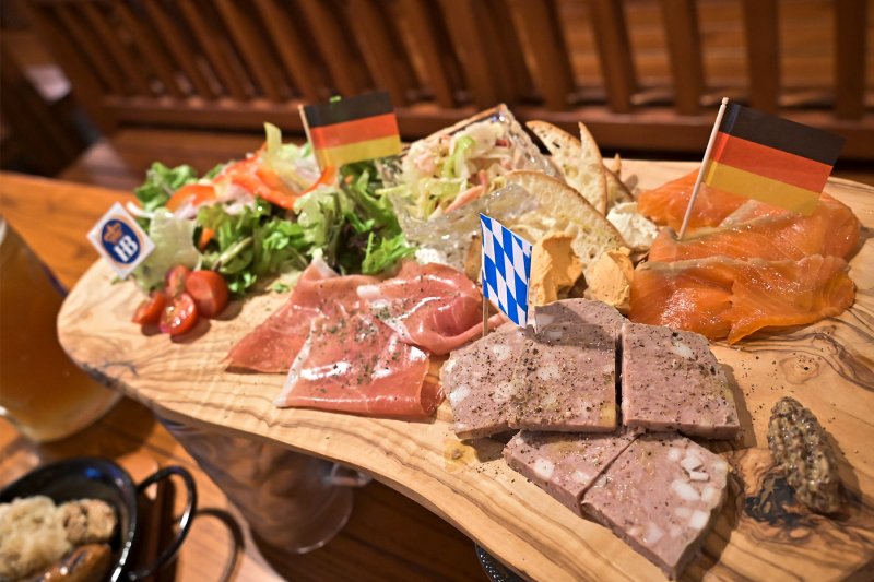 冷菜オクトーバープレート