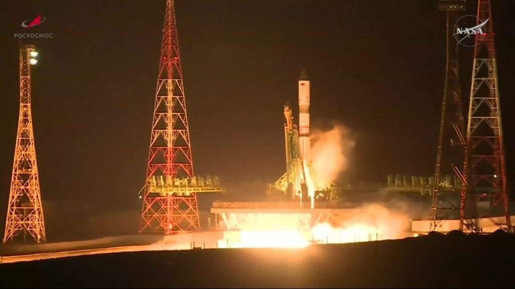 補給船「Progress MS-34」を搭載した「Soyuz 2.1a」ロケットの打ち上げ。NASAのライブ配信から（Credit: NASA）