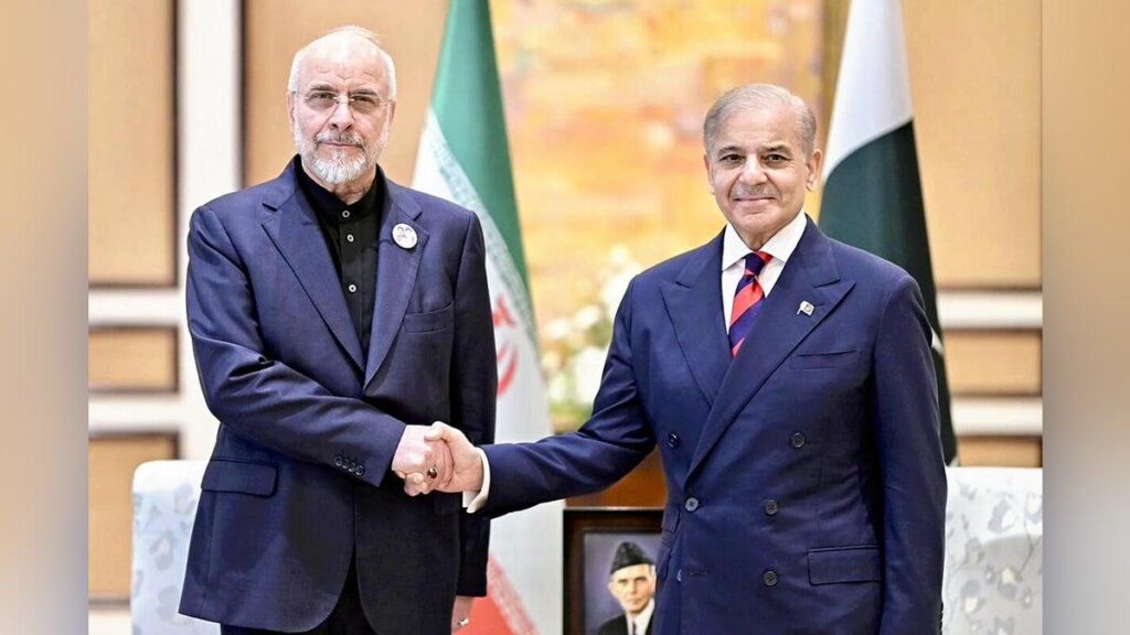 米国が求めたホルムズ海峡「即時開放」をイラン拒否、空爆被害の賠償や資産凍結解除は米国が拒否 ― ニューヨーク・タイムズ紙 双方が「『勝者は自分たちだ』と考えていることが今回の協議で明らかになった」と指摘