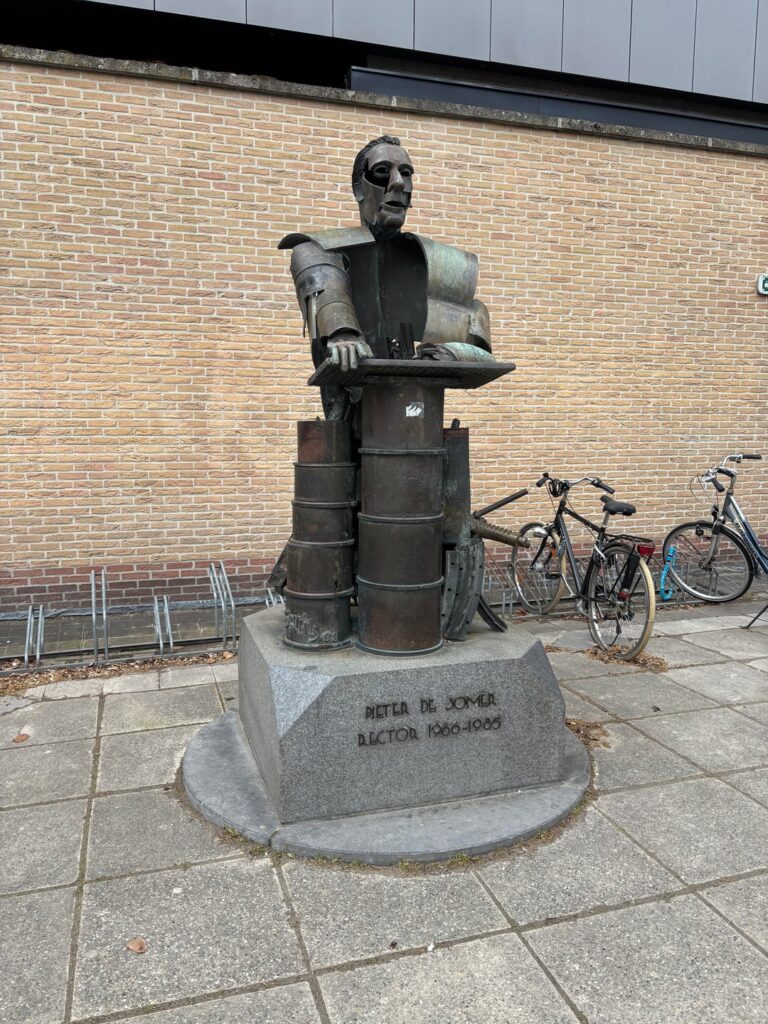 土曜日のルーヴェン (🇬🇧 観光客、ソズ)