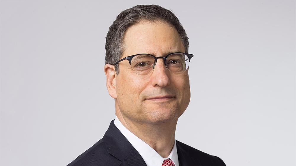 ソニー・ピクチャーズの社長トム・ロスマン氏、劇場所有者に対し映画上映開始前の30分間の予告編やコマーシャルをやめるよう要請：「広告クラックをやめろ」