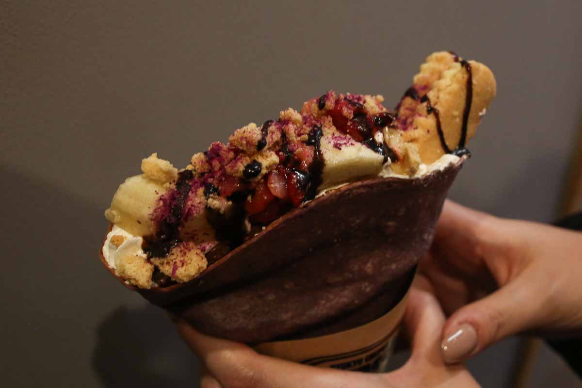 紅芋生地×ちんすこうの推しクレープが作れる！「RYUKYU CREPES qwacch（クワッチ）」のフォトジェニックなクレープで沖縄観光をカラフルに（那覇市）