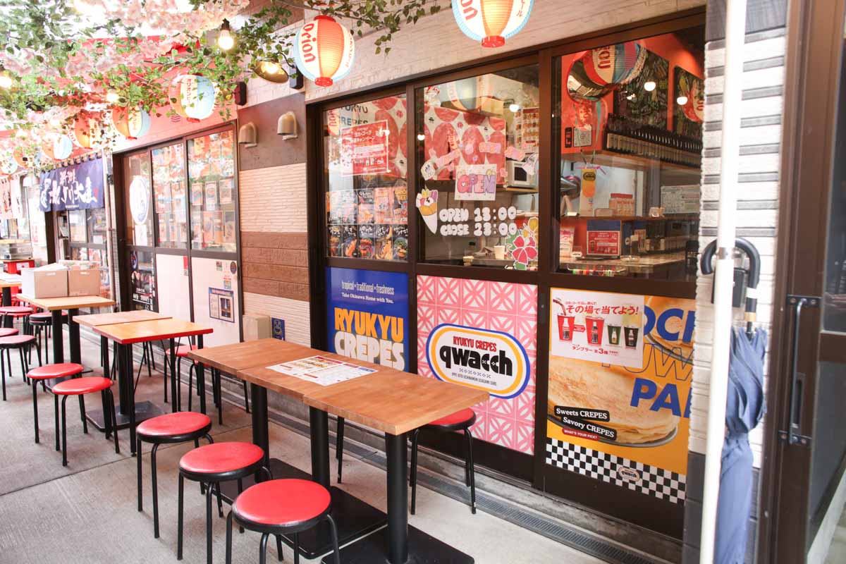 紅芋生地×ちんすこうの推しクレープが作れる！「RYUKYU CREPES qwacch（クワッチ）」のフォトジェニックなクレープで沖縄観光をカラフルに（那覇市）