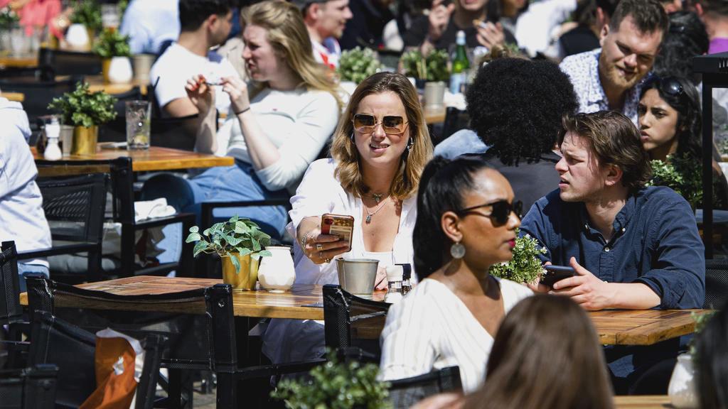 パートタイマーや低所得者は今年、より多くの休日手当を受け取ることになる