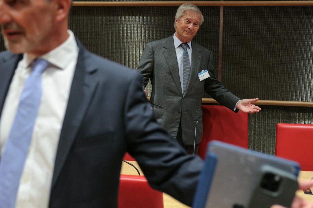 ラガルデール・グループは公共放送に関する調査委員会に影響を与えようとした