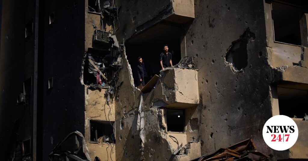 レバノンを混乱に陥れた致命的な 10 分間 – 最も多くの犠牲者は民間人 • イスラエルは 10 分間に 100 以上の標的を爆撃し、ベイルートにおける近年の最も致命的な攻撃の 1 つとなった。