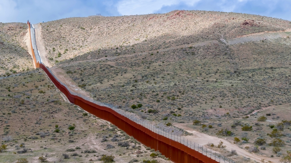 米国がメキシコ国境近くで対ドローンレーザーシステムを承認 - - Gamereactor