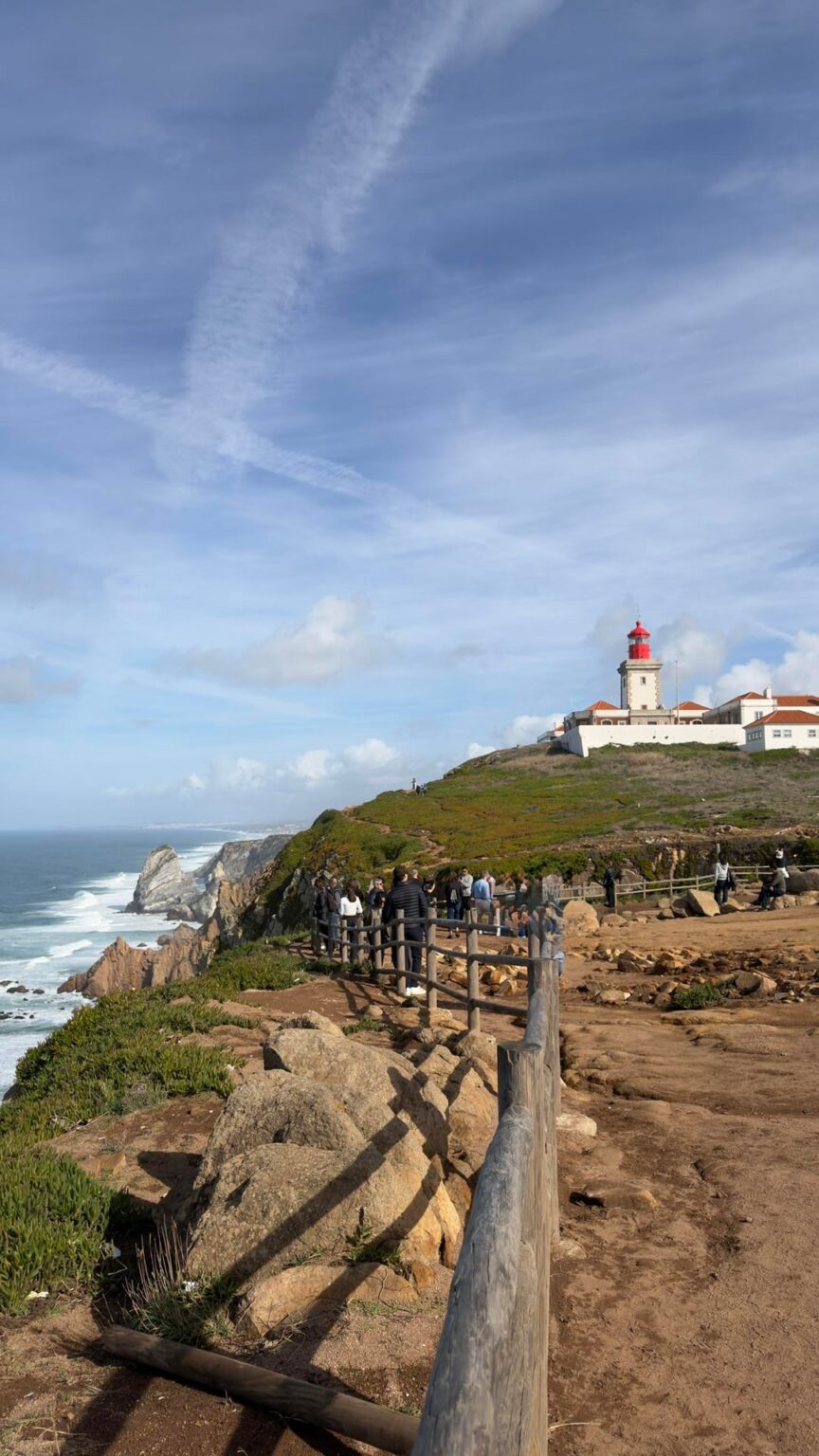 シントラは単なる宮殿ではありません。プライア ダ アドラガは 4 時間で私の脳を再配線しました