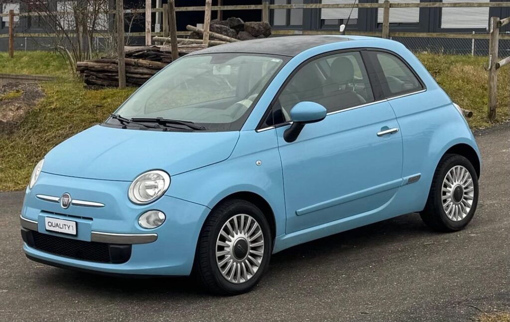 なぜベルギーの女性は皆、この 2 台の車のいずれかを運転するのでしょうか