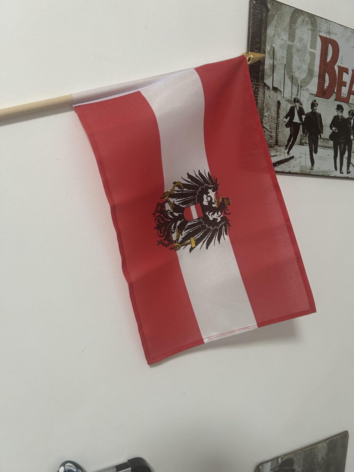 オーストリアの国旗を買いました！
