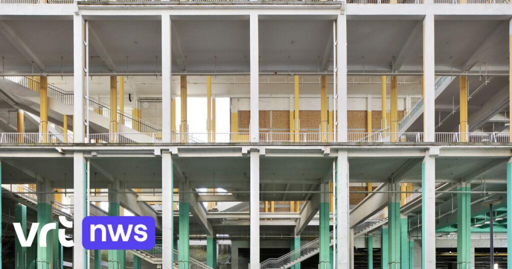 ベルギーの建築家がシャルルロワのカンファレンスセンターでヨーロッパ最大の建築賞を受賞