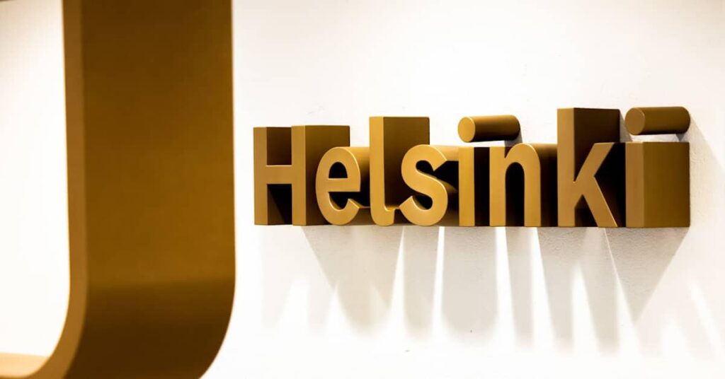 HS: ヘルシンキ、子供たちをクリミアキャンプに送る第2グループに資金提供