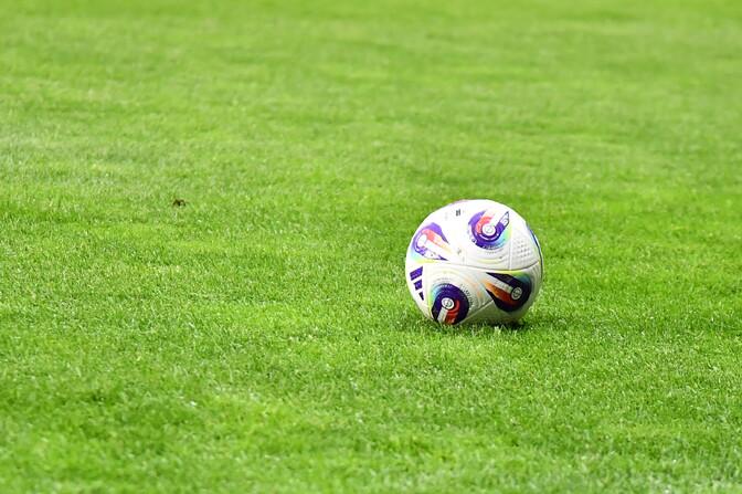 サッカー協会の規律委員会はリージョンのクラブにペナルティを課した