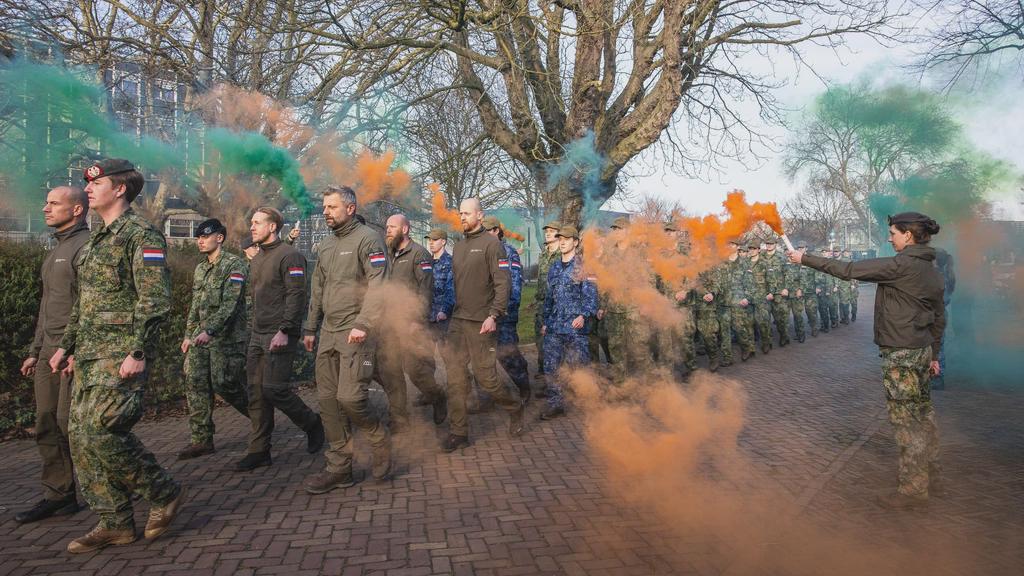 内閣「我々は平時は静かな戦争をしている」