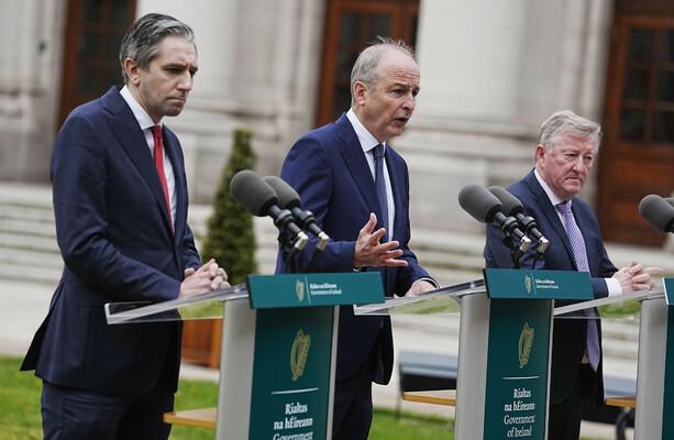 政府、5億500万ユーロのパッケージでガソリンとディーゼルを10セント削減し、炭素税引き上げを延期する