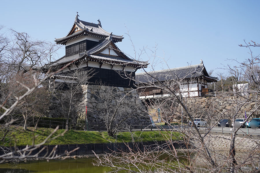 「郡山城跡」（奈良県大和郡山市）。右奥の「東多聞櫓」では、展覧会『秀長と郡山のあゆみ』を開催中（3月5日撮影／Lmaga.jp）