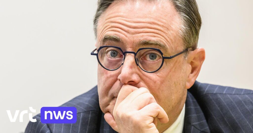 格付け会社ムーディーズ、ベルギーの信用力を引き下げ デウェーバー首相「残念ながら、これは突然起こったわけではない」