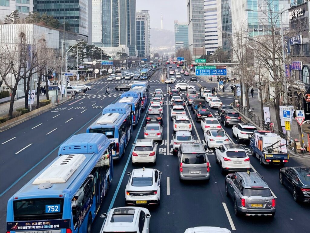 韓国の自動車輸出50周年、メーカーは多重の圧力に直面―中国メディア 韓国の自動車輸出50周年、メーカーは多重の圧力に直面―中国メディア