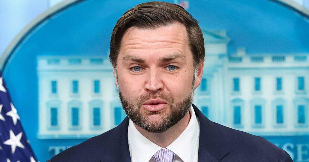 ヴァンス、SCOTUSディナーに衝突し屈辱を受ける