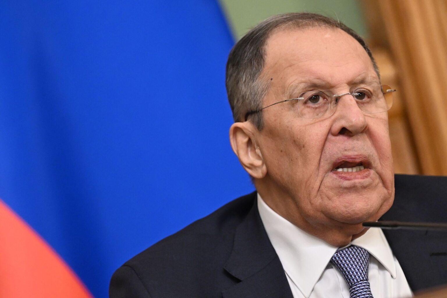 ロシアのラブロフ外相がウクライナ和平交渉から離脱したと当局者が発表