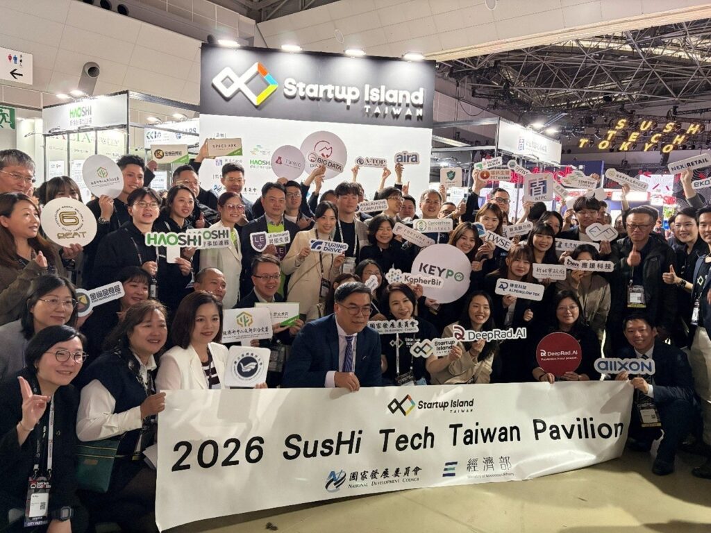 東京都知事の来訪、台湾・日本の要人が相次ぎ訪問 台湾パビリオンのAI医療技術がSusHi Techで注目 | CancerFree Biotech Ltd.のプレスリリース